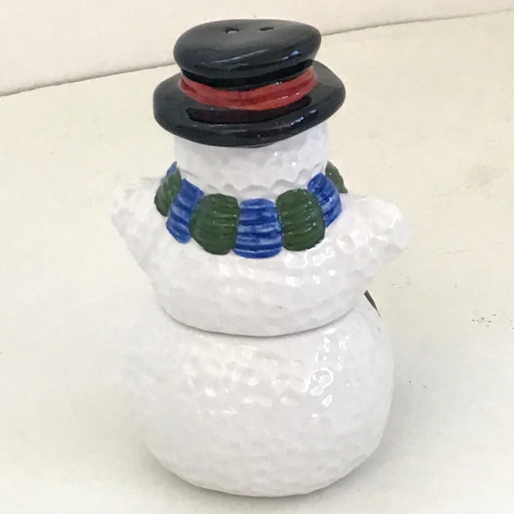 4 Piece Set Sugar Creamer Salt Pepper Holiday Winter Snowman Ceramic